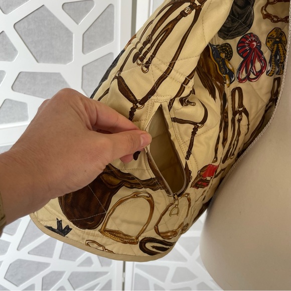 Vintage Women's Equestrian Themed Light Puffer Vest Tan Size L Large VGUC - Picture 8 of 14